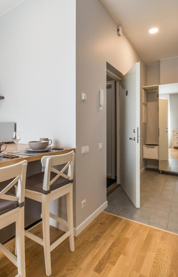 Perfect Location Cozy Studio Apt ➤Fully Equipped Riga Luaran gambar