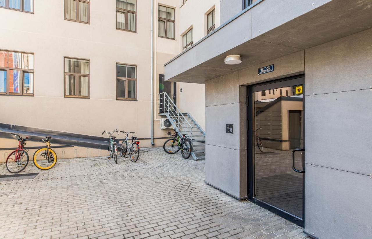 Perfect Location Cozy Studio Apt ➤Fully Equipped Riga Luaran gambar
